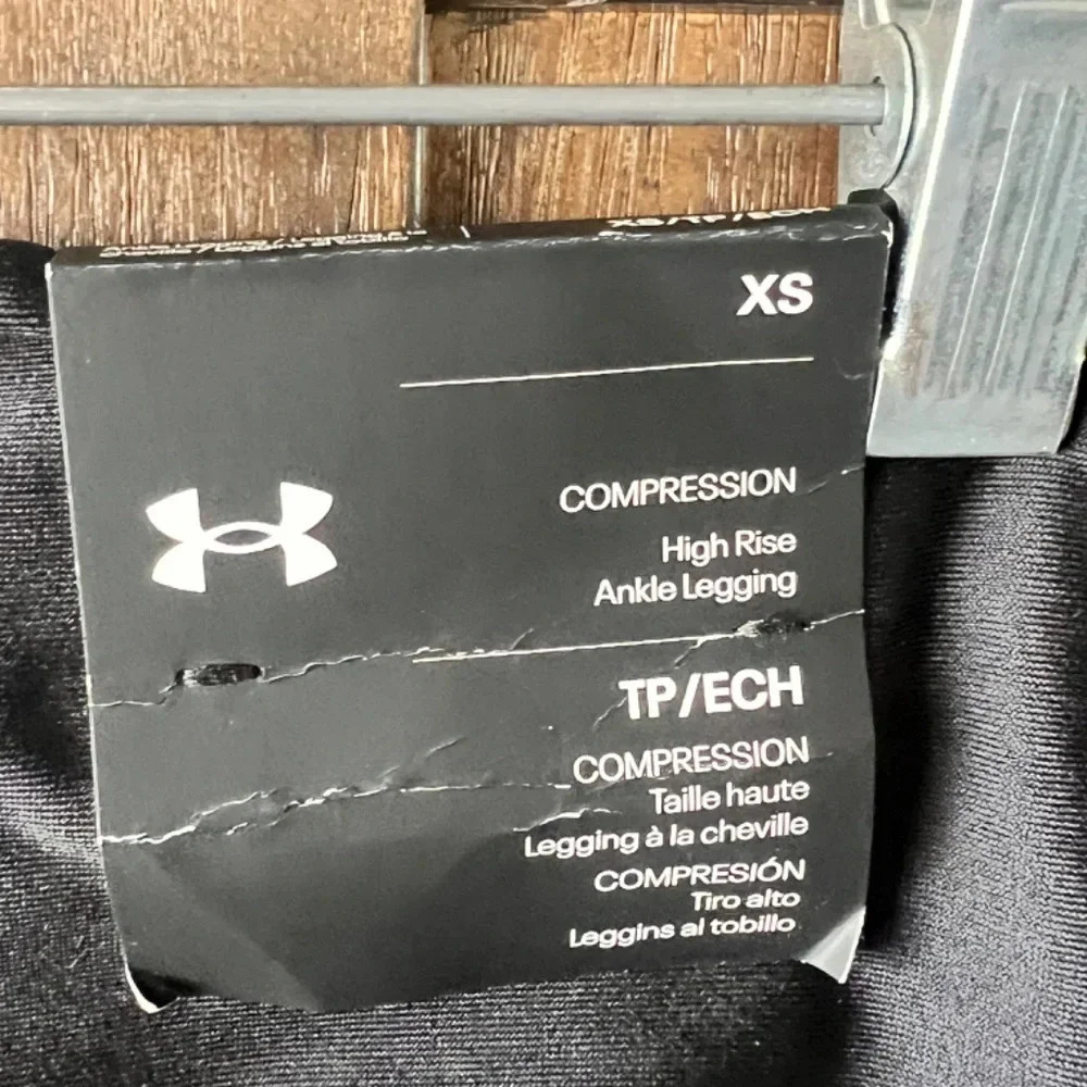 Under Armour HeatGear® No-Slip Waistband Ankle Leggings Size XS NWT - Picture 9 of 9